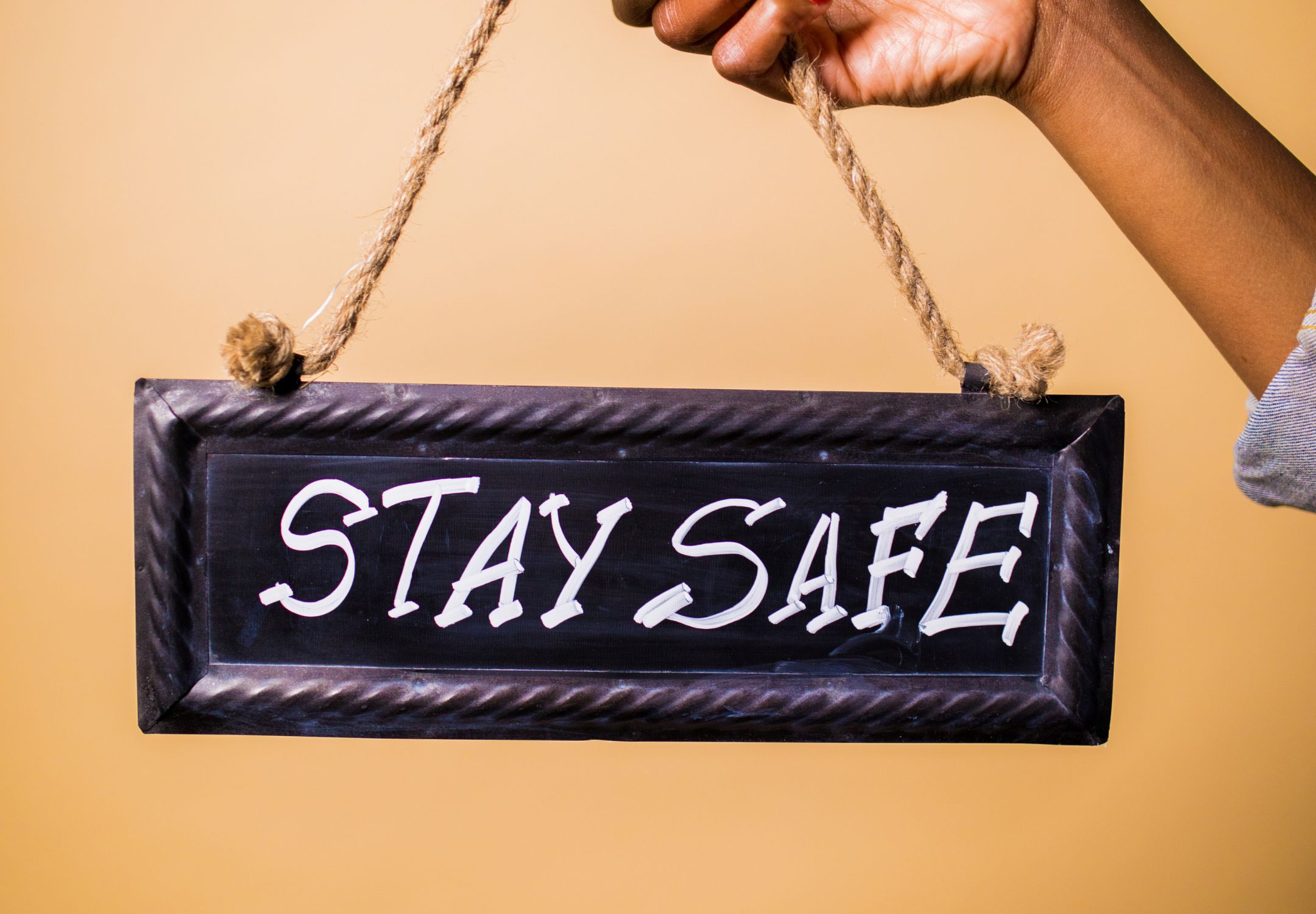 How to Stay Safe on Safari
